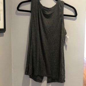 Grey tank size xs